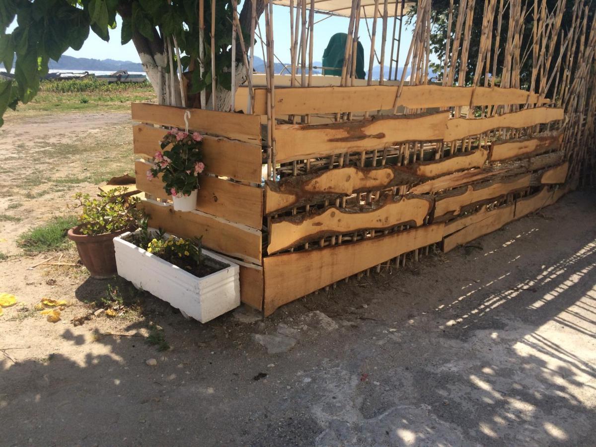 Petrakis Beach Lefkimmi  Exterior photo