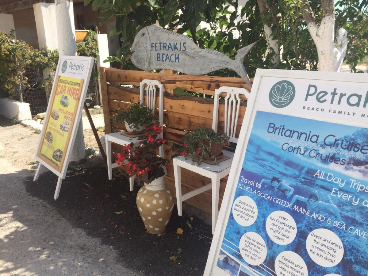 Petrakis Beach Lefkimmi  Exterior photo