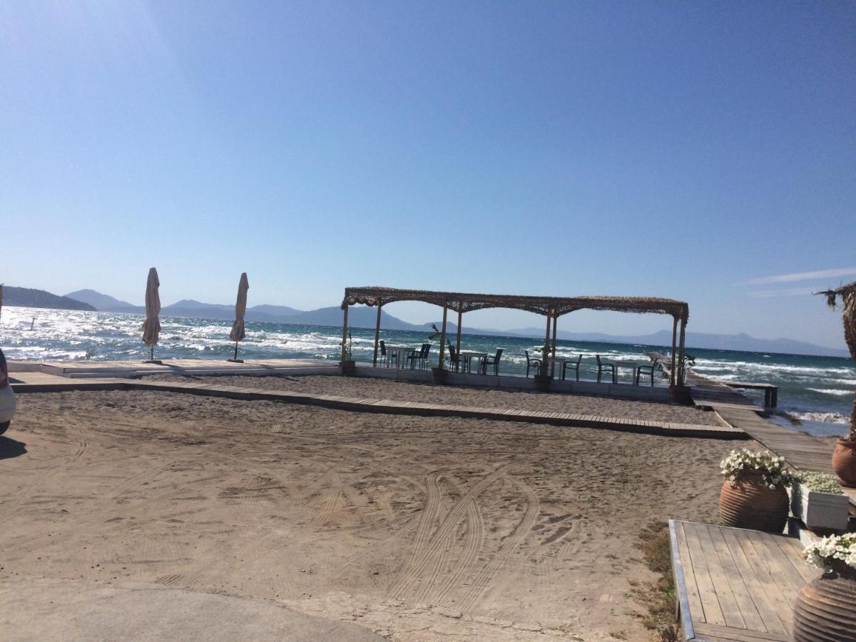Petrakis Beach Lefkimmi  Exterior photo