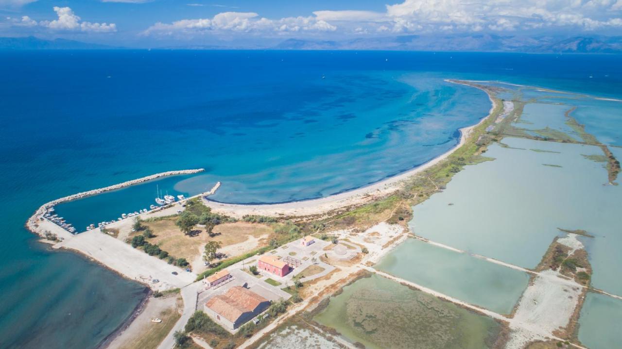 Petrakis Beach Lefkimmi  Exterior photo