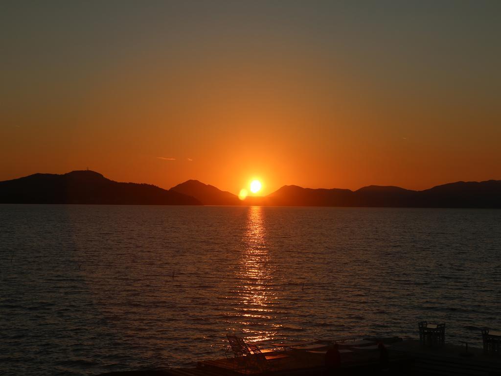 Petrakis Beach Lefkimmi  Exterior photo